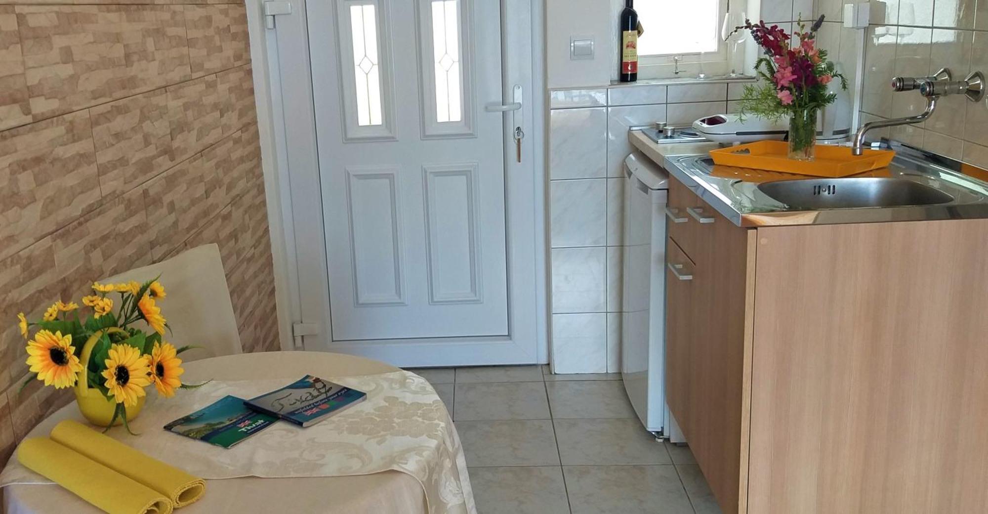 Apartments Okuka Tivat Exterior photo